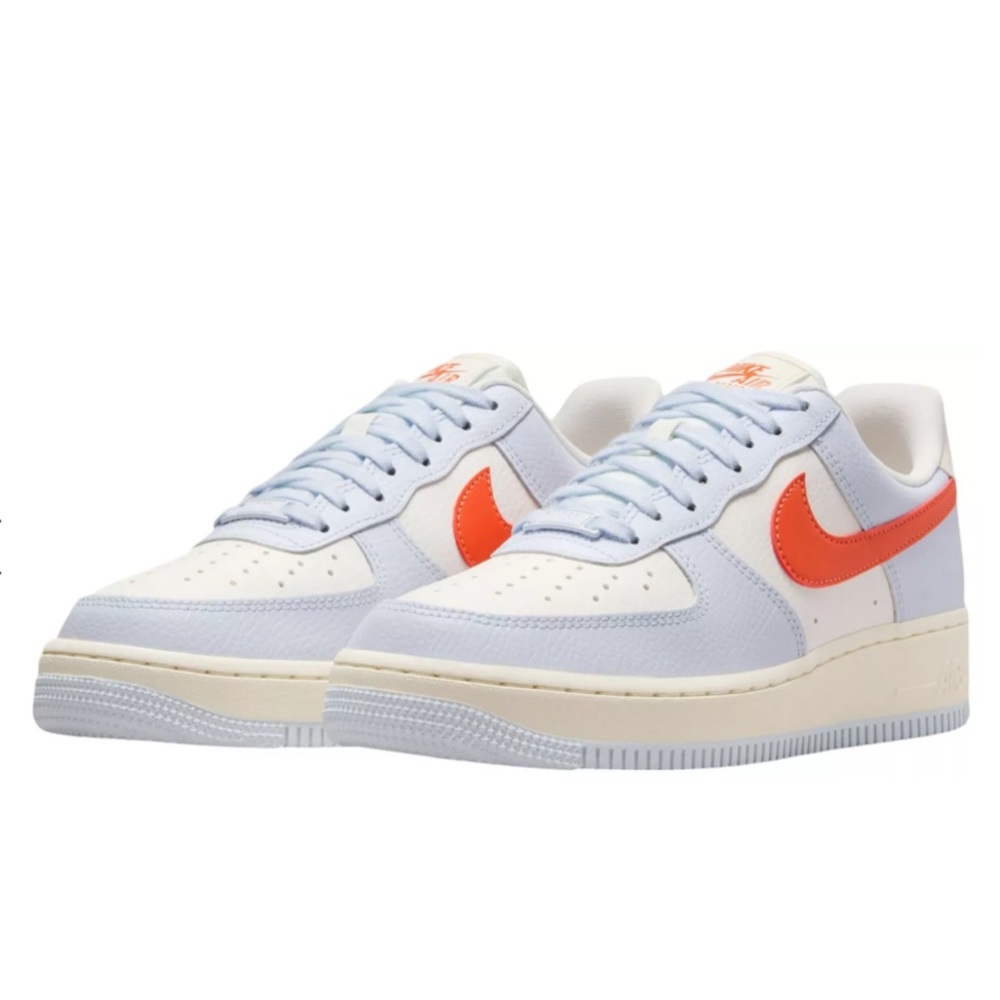 Women’s Nike Air Force One ‘07